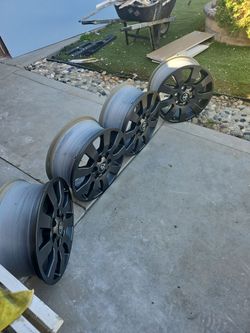 Rines R/ 18 toyota tundra  20026  de 6  ollos
