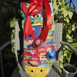 Elmo Sesame Street Easter Basket 🐣