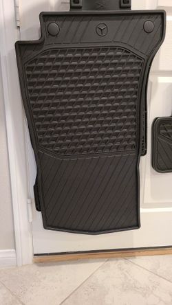 Mercedez Benz All Weather Floor Mats 
