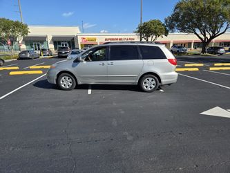 2010 Toyota Sienna