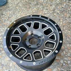 17x9 5x5 Pro Comp Rim. (ONLY 1)