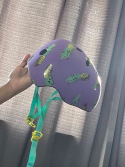 Girl helmet