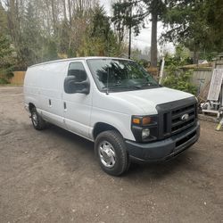 2014 Ford E-150