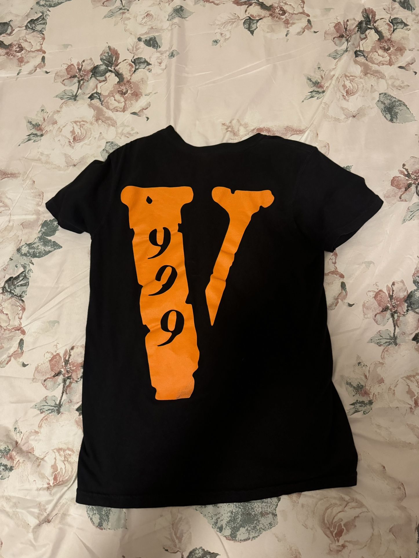 Vlone, Bape, True Religion And More Size Small