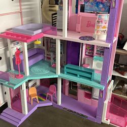 Barbie 60th Celebration Dream House 