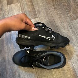 Nike Black Hyperdiamond 4 Softball Cleats