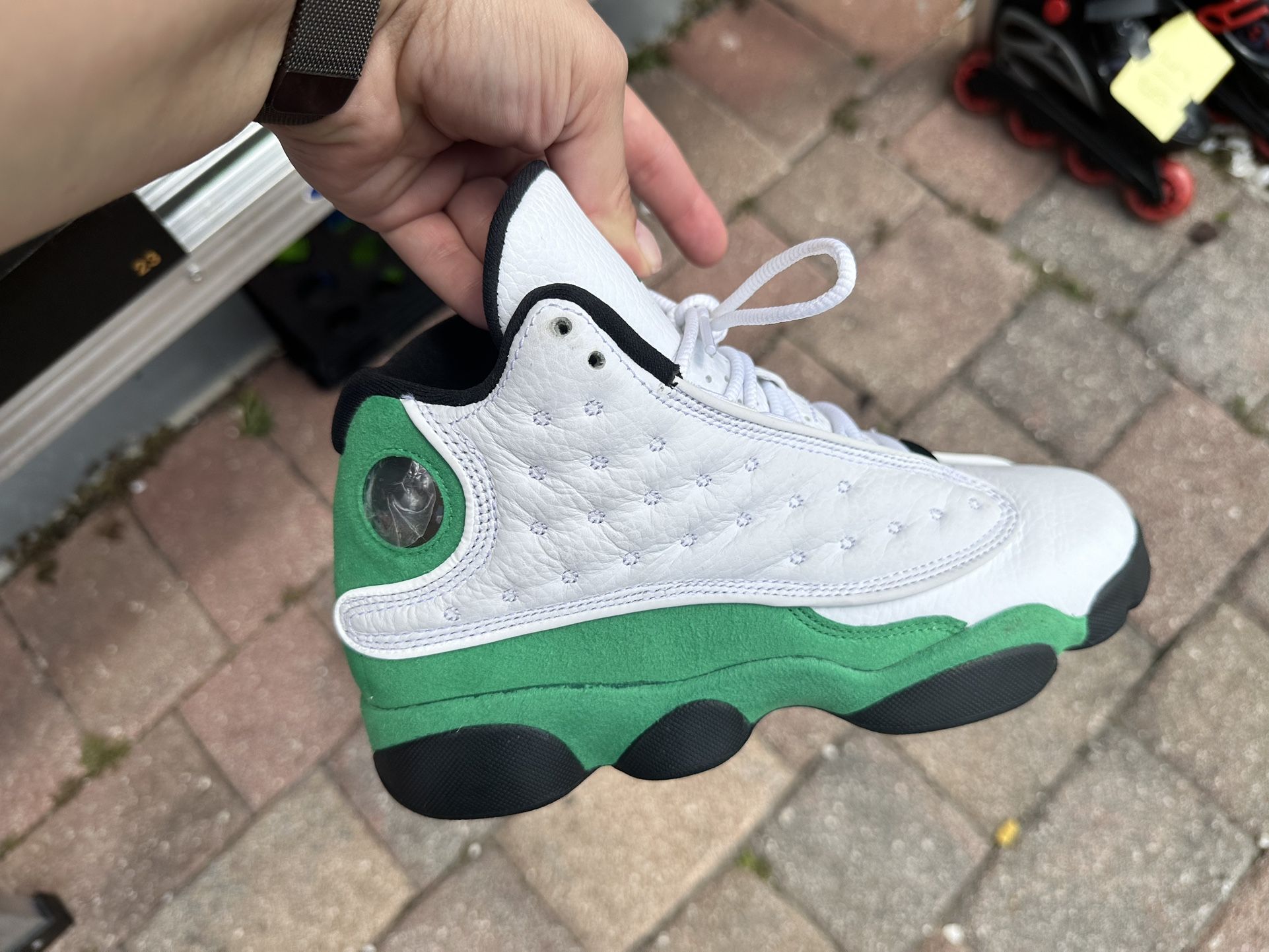 Jordan 13 Lucky Green Size 5Y