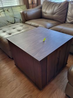 Coffee table / side table