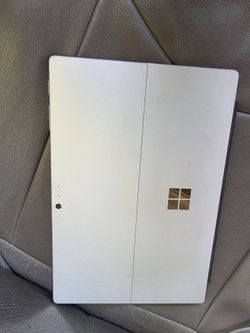 Microsoft Surface Pro 4  convertible 2-in-1 tablet.