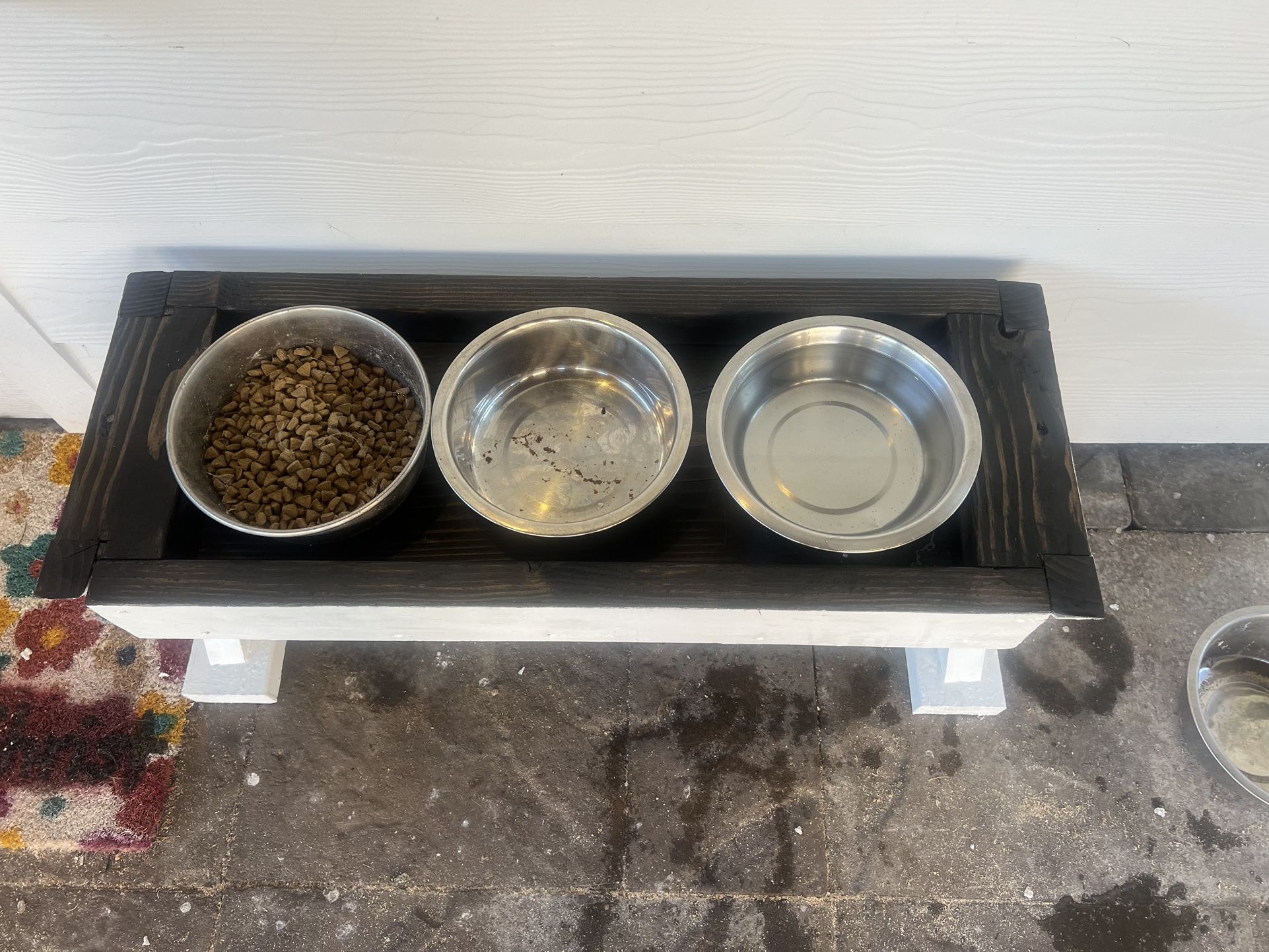 Keep your dog food and water from kicked over and spilling with Dog Table