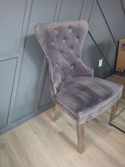 4 chairs