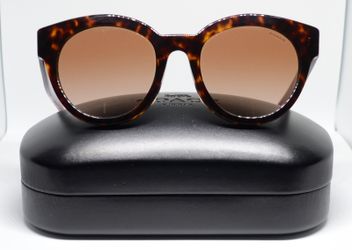 USED Coach HC8265F L1078 Dark Tortoise Burgundy Sunglasses w/ Case 52-21-140