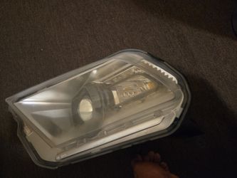 2013 2014 Ford Mustang Driver Side Left Headlight