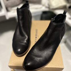 9.5 LUCKY BRAND LEATHER BOOTS