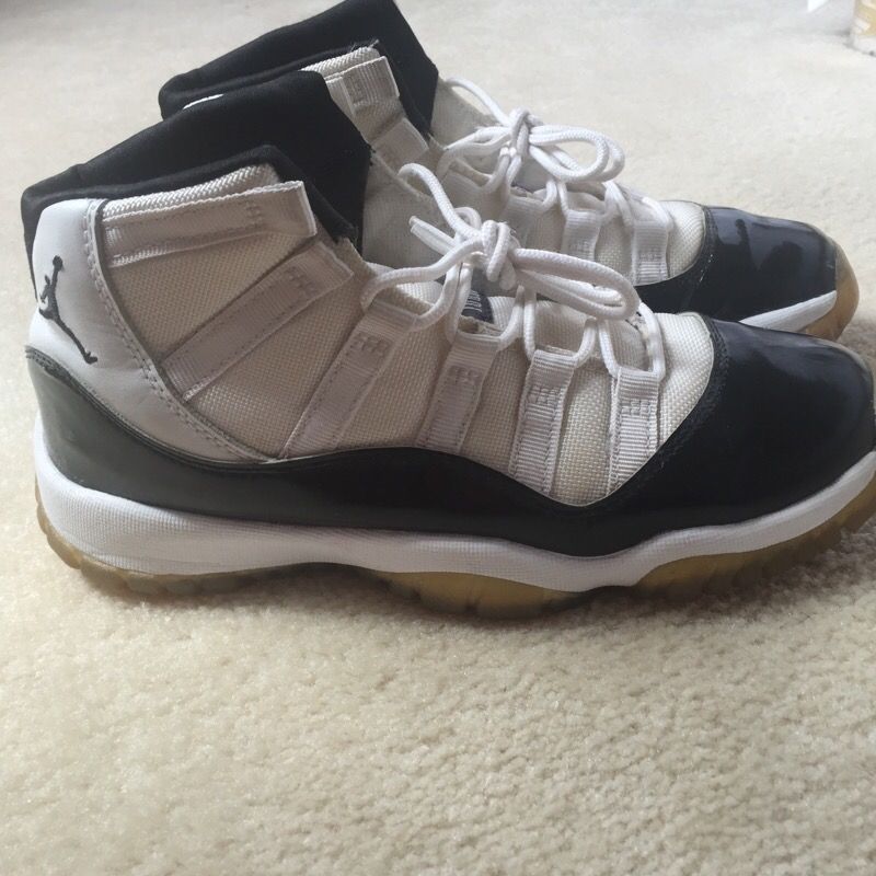 2000' Air Jordan concord 11's!