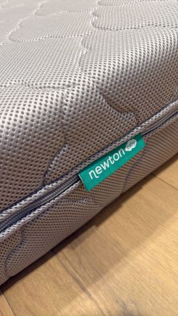 Newton breathable  crib mattress with waterproof cover