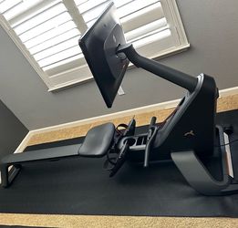 Peloton row