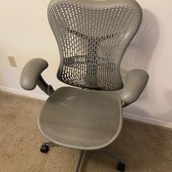 Herman Miller Mirra 2 Office Chair