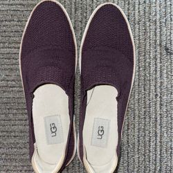 UGG Women’s Sammy Slip On