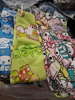 LPN CLOTHING PALLET - 500 ITEMS!
