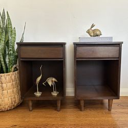 Pair Midcentury Modern Vintage Nightstands End Tables Solid Wood Walnut Retro Set (2) 