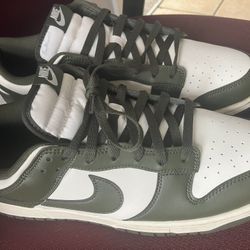 Men’s Nike Dunks Low 