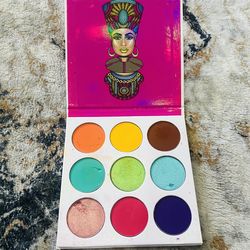 Juvias eyeshadow