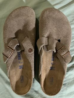 Mens BIRKENSTOCK TAN CLOGS SZ 42 New 