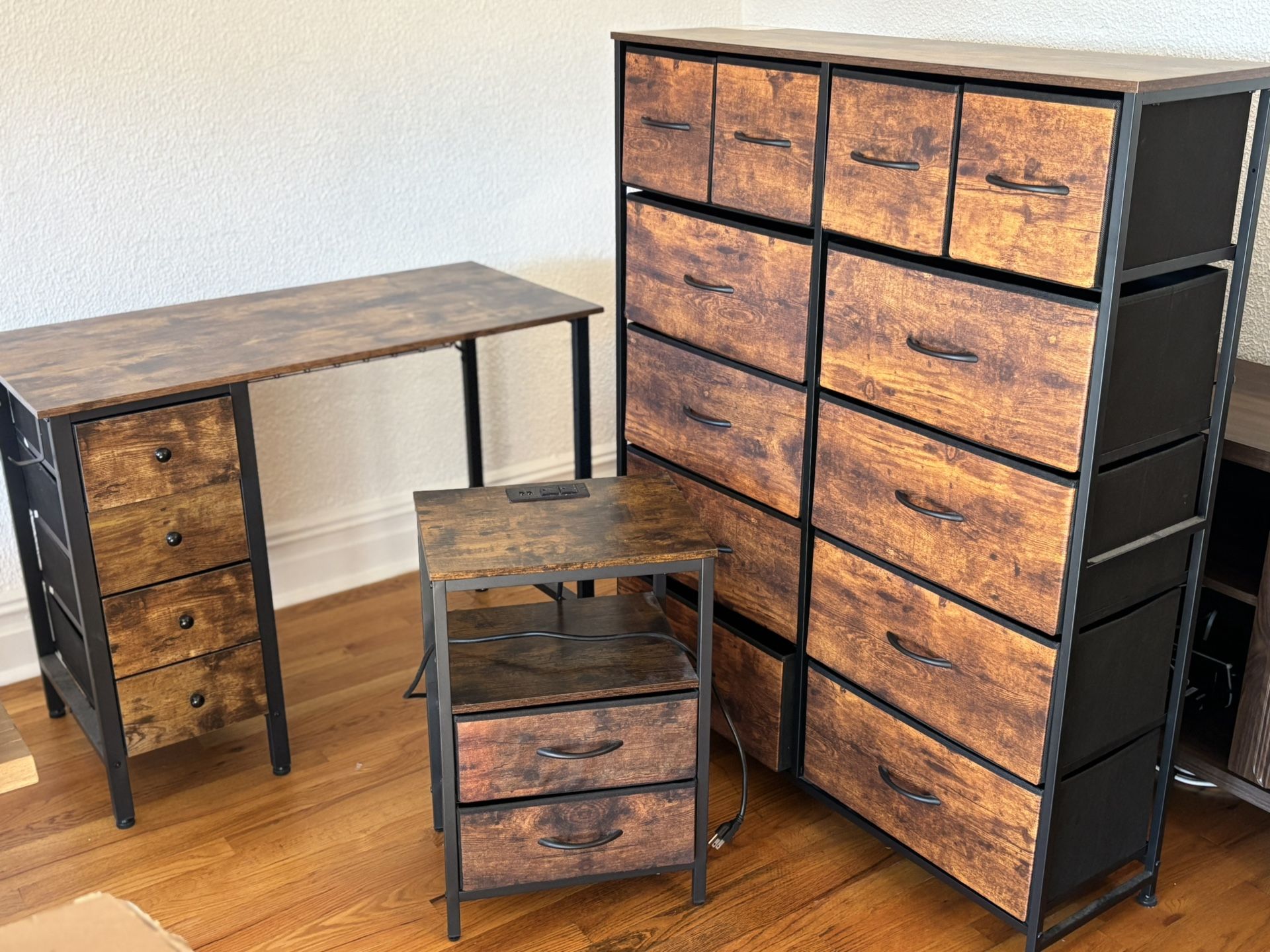 AMAZON Rustic Brown End Table