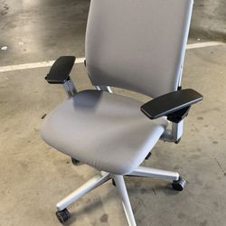 Steelcase Amia Chair 