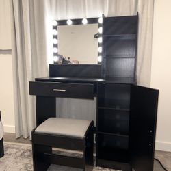 Vanity Desk with Mirror