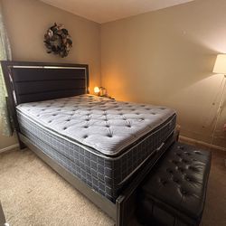 Queen Bed ❤️‍🔥❤️‍🔥❤️‍🔥