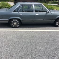 1986 Ford LTD
