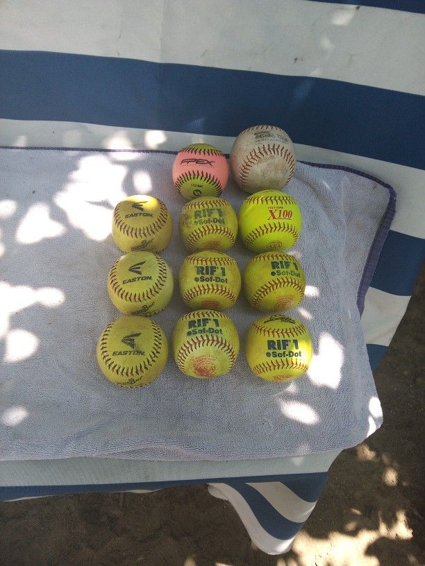 ASA GIRLS/WOMENS SOFTBALLS SOFT DOT BALLS & ONE MENS SUPER GOLD. DOT