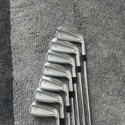 Titleist T100 Irons
