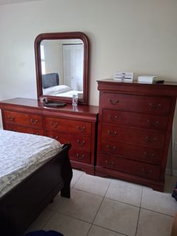 Bedroom set with mattress and adjustable bed frame
