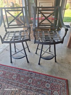 Bar Stools By Kreiss 