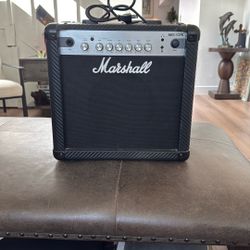 Marshall Amplifier MG15CF 