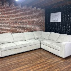 Delivery Available Thomasville gray L shape sectional sofa couch