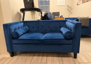 Blue velvet loveseat