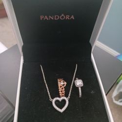 BRAND NEW PANDORA SET ..........😁😊😍