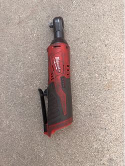 Milwauke 3/8 ratchet