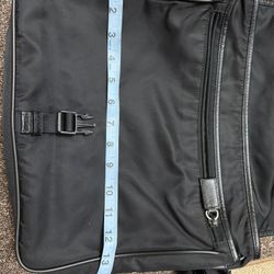 Messenger Bag Praaaaada
