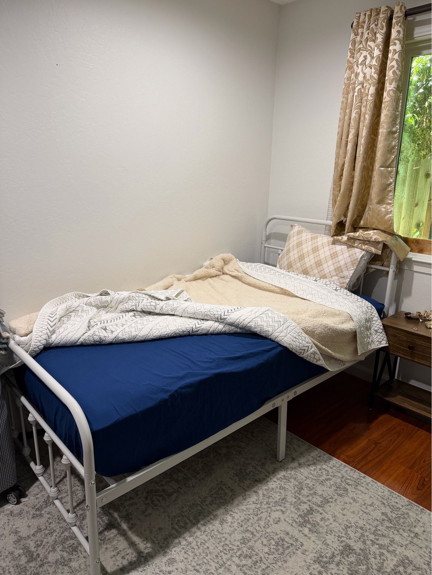 Bed Mattress & Bed Frame