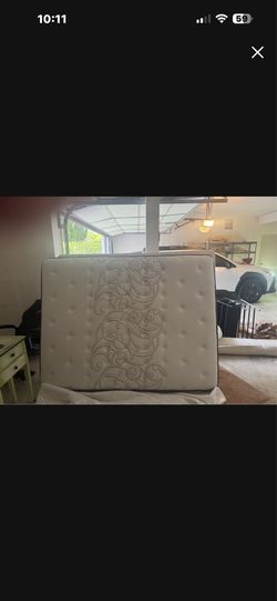 FREE QUEEN SIZE MATTRESS AND BOX SPRING