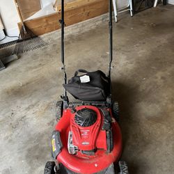 Craftsman 140 cc lawnmower.
