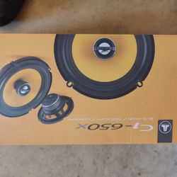 JL Audio 6.5 Speakers, Kicker 10" Subs, Cerwin Vega 600 Watt Amplifier, with Bass Knob
