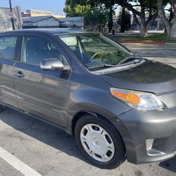 2010 Scion xD