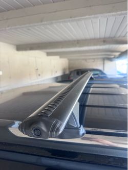 Rhino rack roof bars