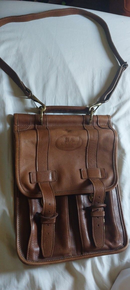 Willis & Geiger Outfitters Brown Leather Map Case